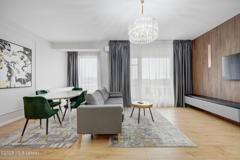 Apartament Tunari, finisat, mobilat si decorat cu bun gust!